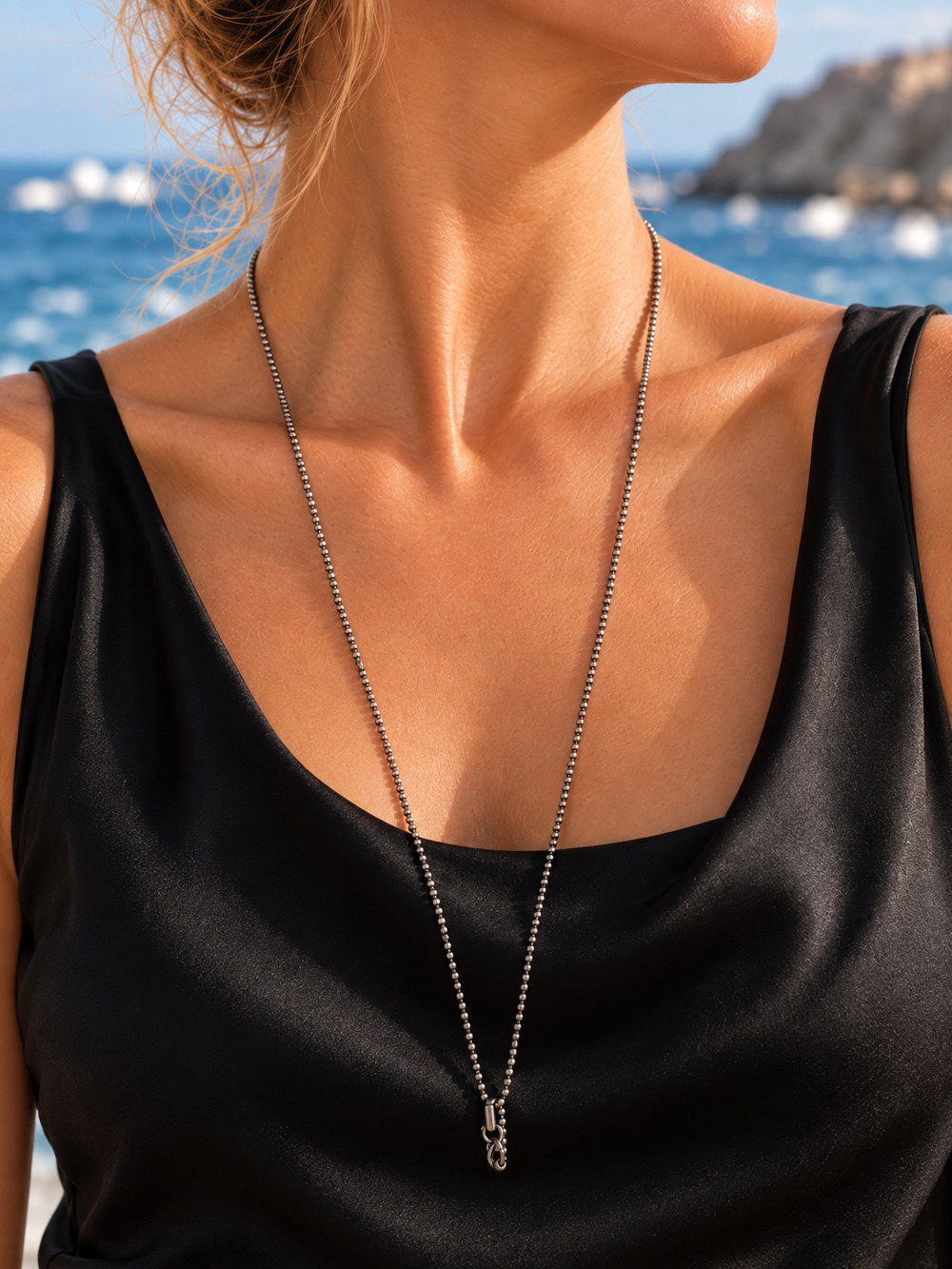 ⚜️ Silver-Tone Necklace | Minimalist Elegance 💗